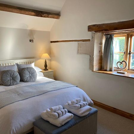 The Cider Barn - Spacious First Floor Apartment Set Within Barn Conversion Cheltenham Exterior foto